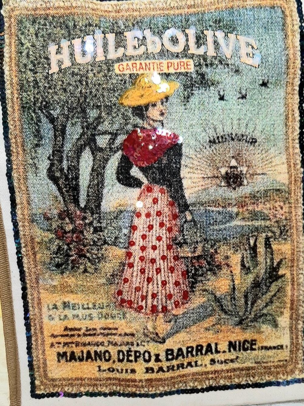 Novelty Tote bag. Beautiful artwork and adorned with Sequins . Great quality can